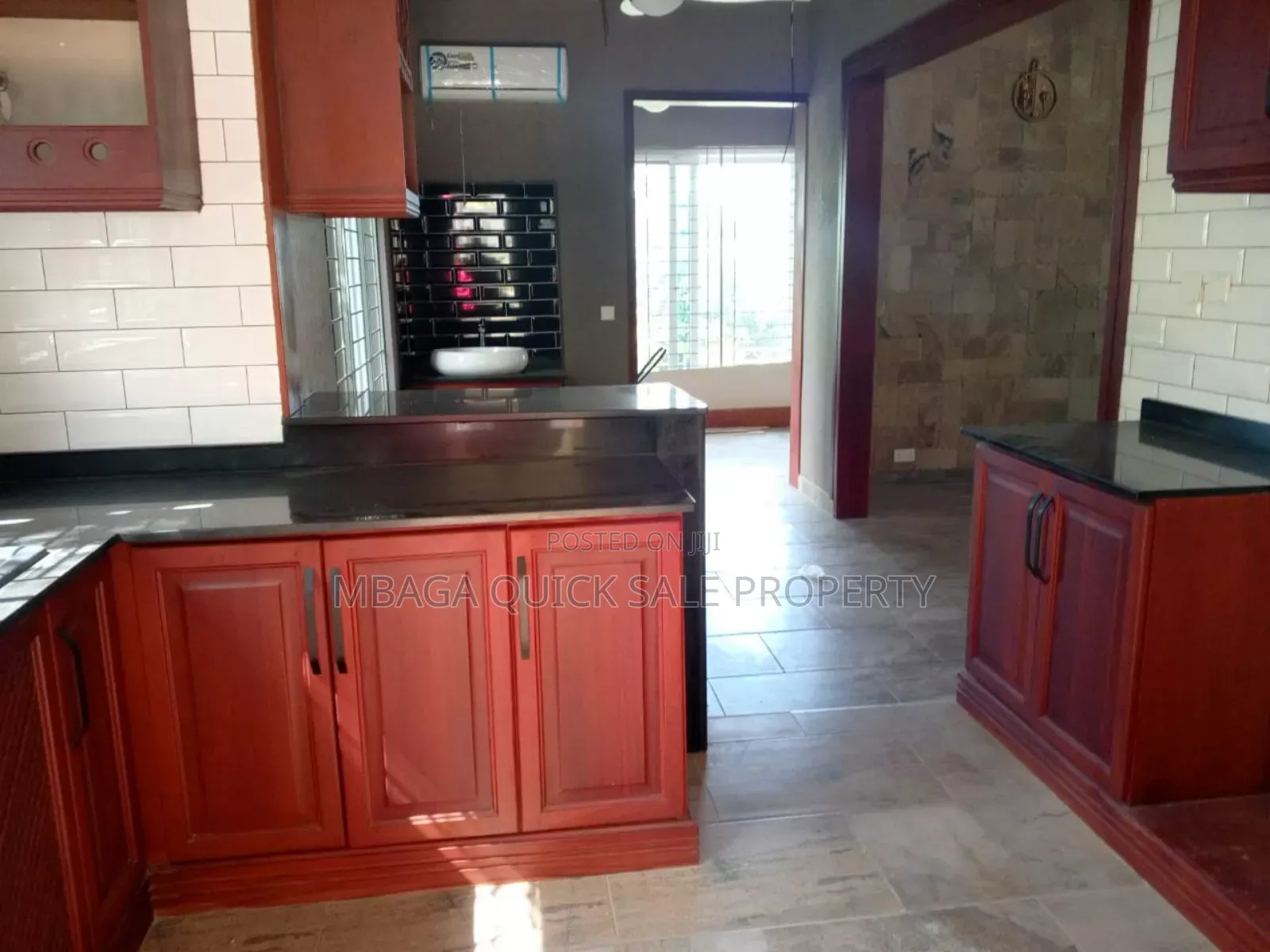 3bdrm House in Mivumoni Madale, Goba for sale