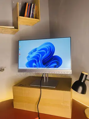 New Desktop Computer HP EliteOne 800 8GB Intel Core i5 SSD 512GB