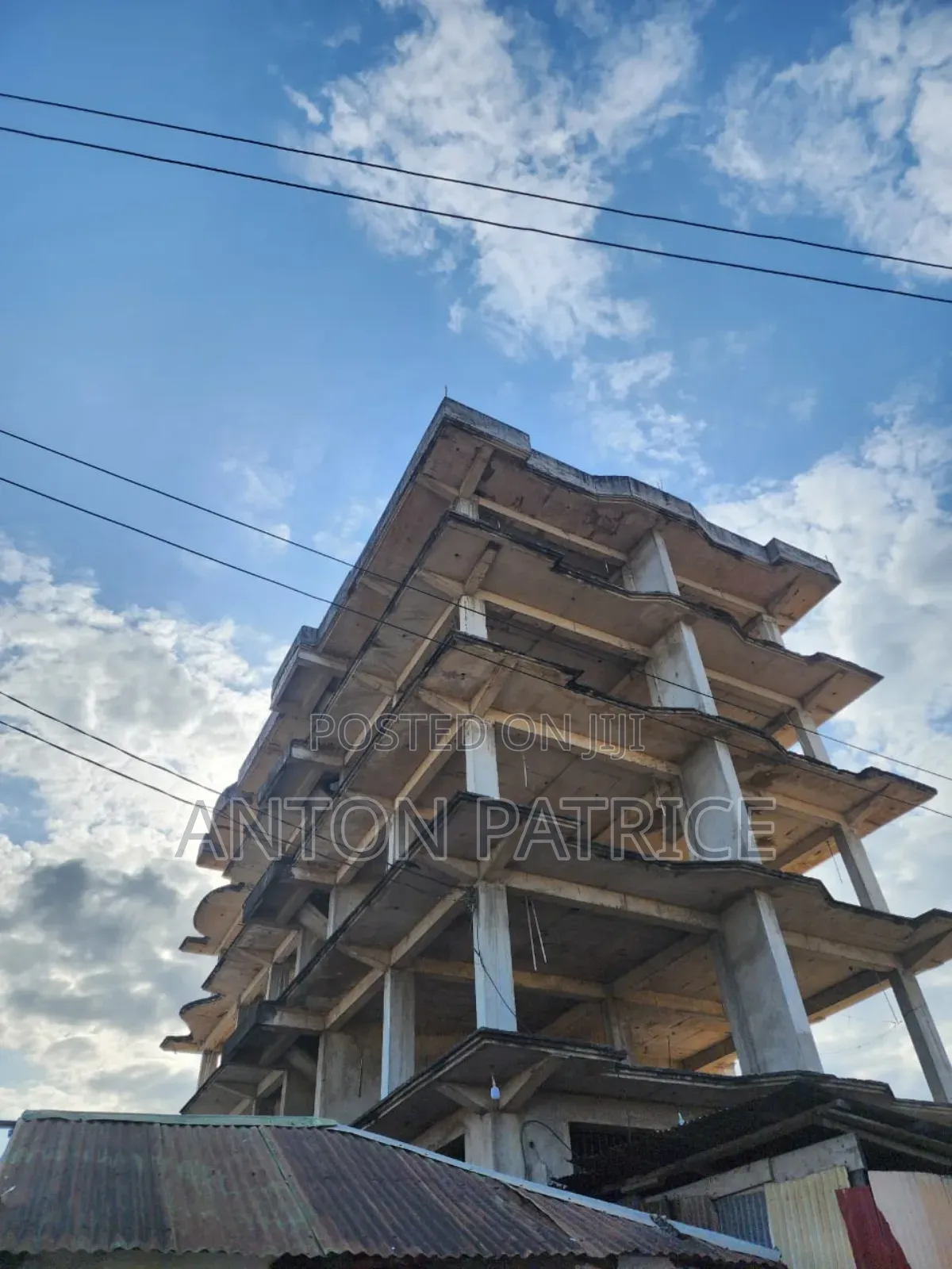 7bdrm Apartment in Kinondoni for sale