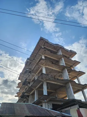 7bdrm Apartment in Kinondoni for sale