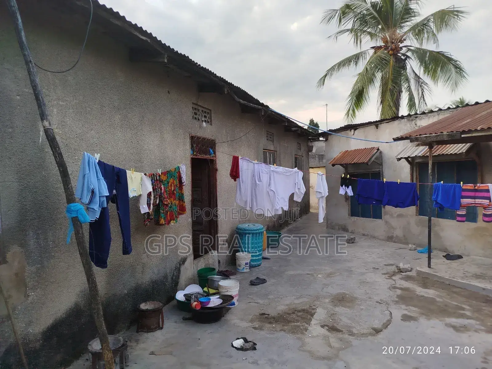 18bdrm House in Kijitonyama, Kinondoni for sale