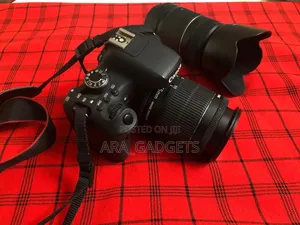 Canon EOS Rebel T6i