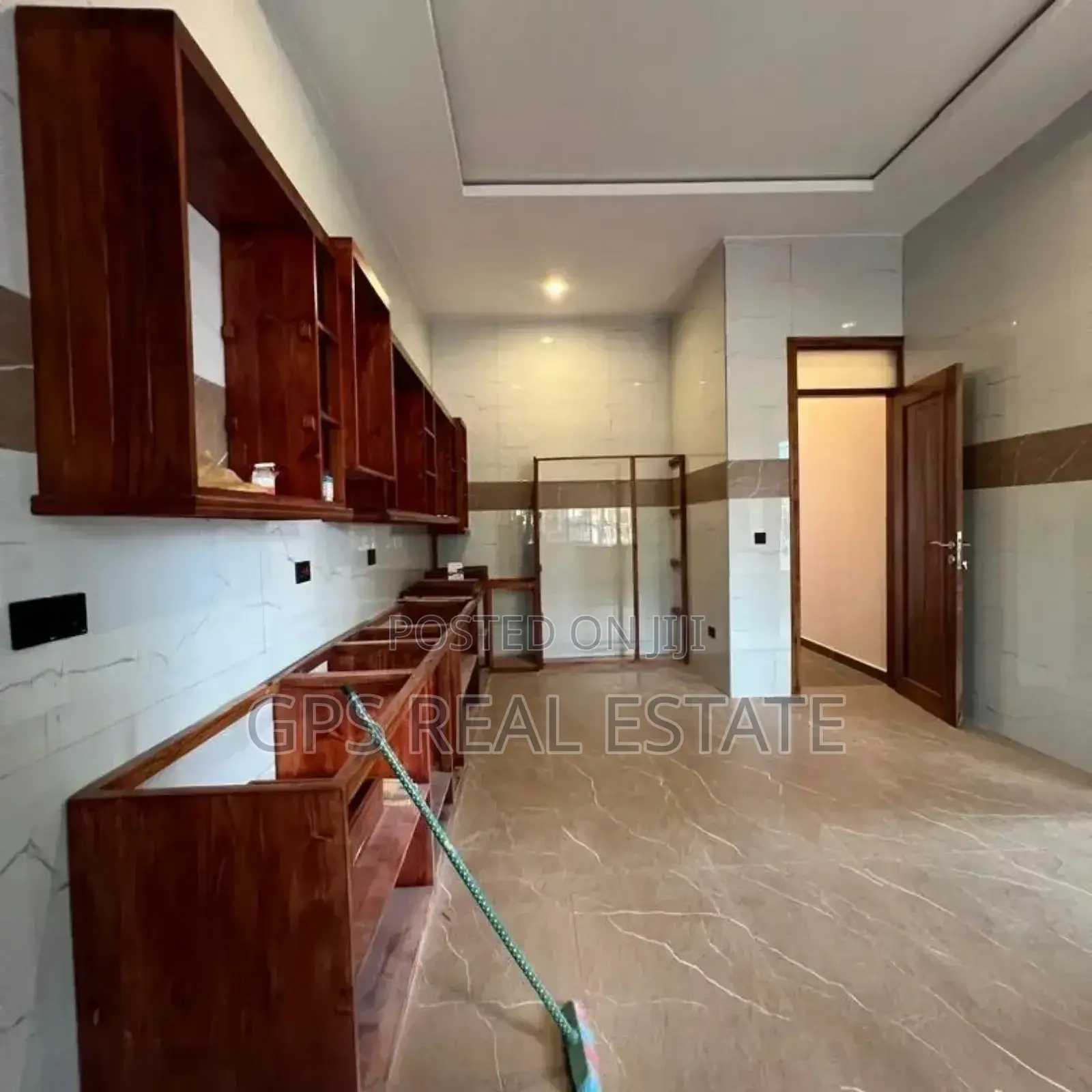 3bdrm House in Ununio, Kinondoni for sale