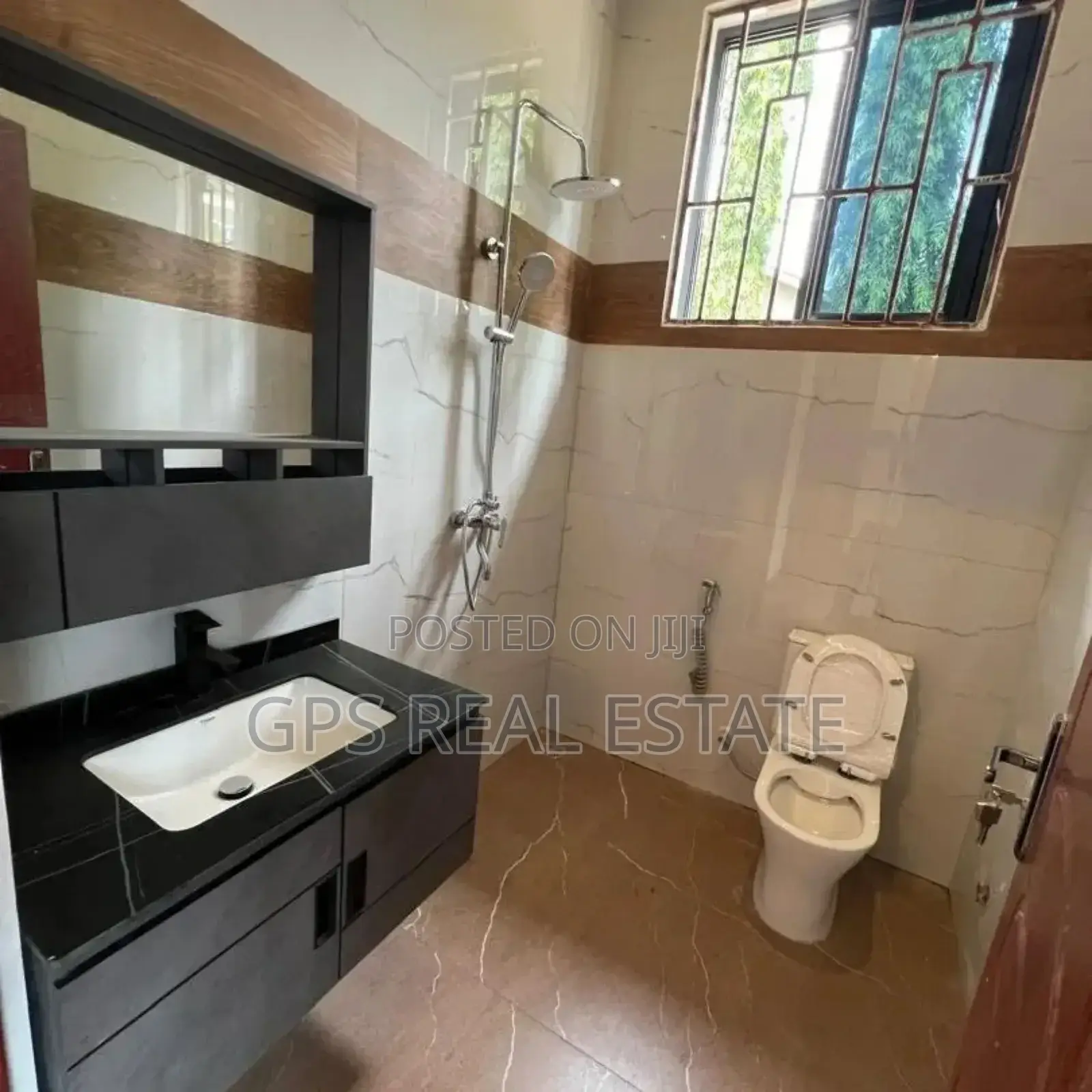 3bdrm House in Ununio, Kinondoni for sale