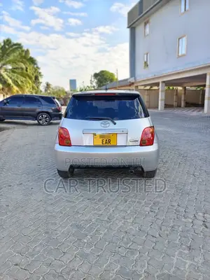 Toyota IST 2005 Silver