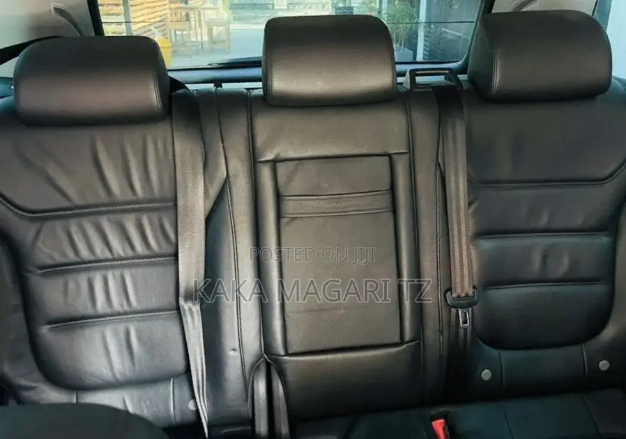 Volkswagen Touareg 2014 White