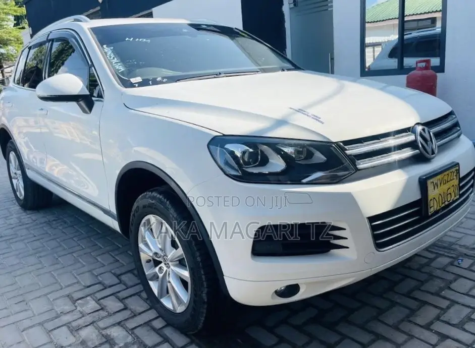 Volkswagen Touareg 2014 White