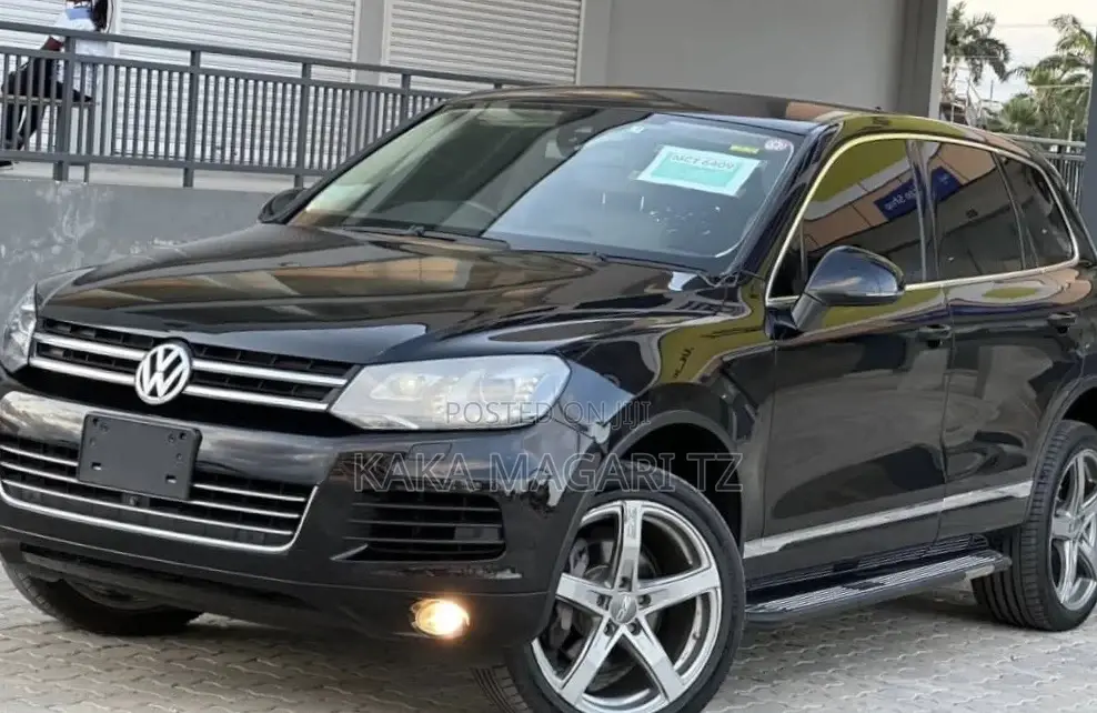 Volkswagen Touareg 2013 Black