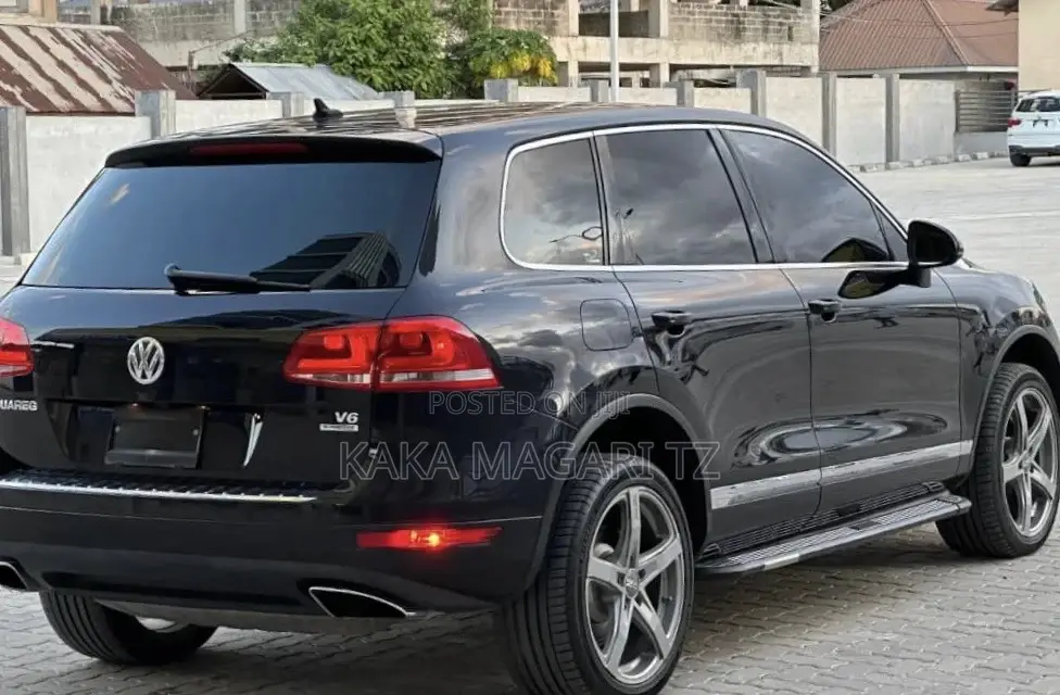 Volkswagen Touareg 2013 Black