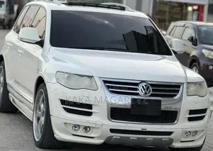 Volkswagen Touareg 2010 White