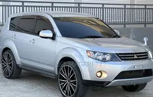 Mitsubishi Outlander 2010 Silver