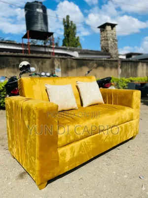 Sofa Kali Sana Mpya