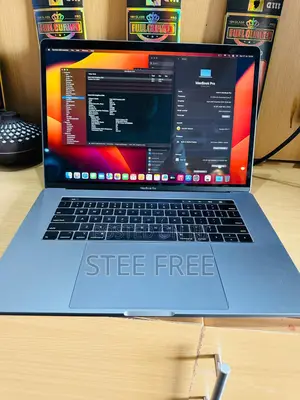 Laptop Apple MacBook Pro 2018 16GB Intel Core I7 SSD 512GB