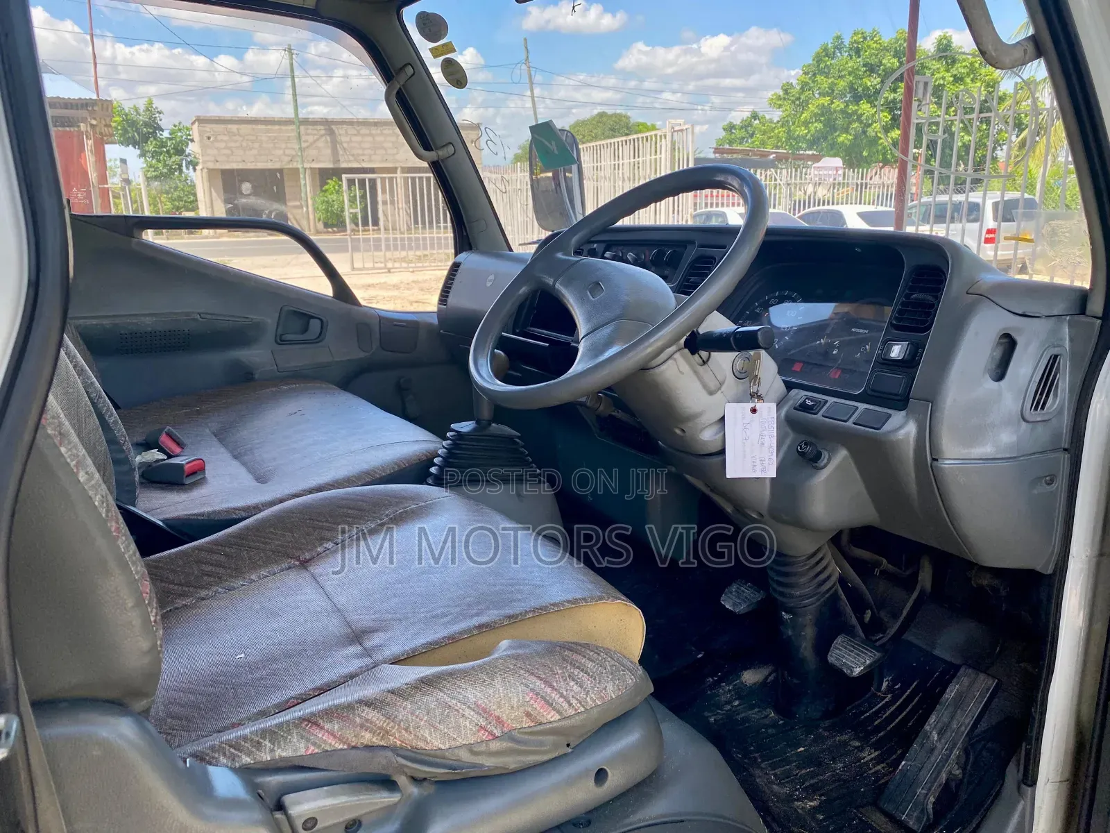 Mitsubishi Canter Guts