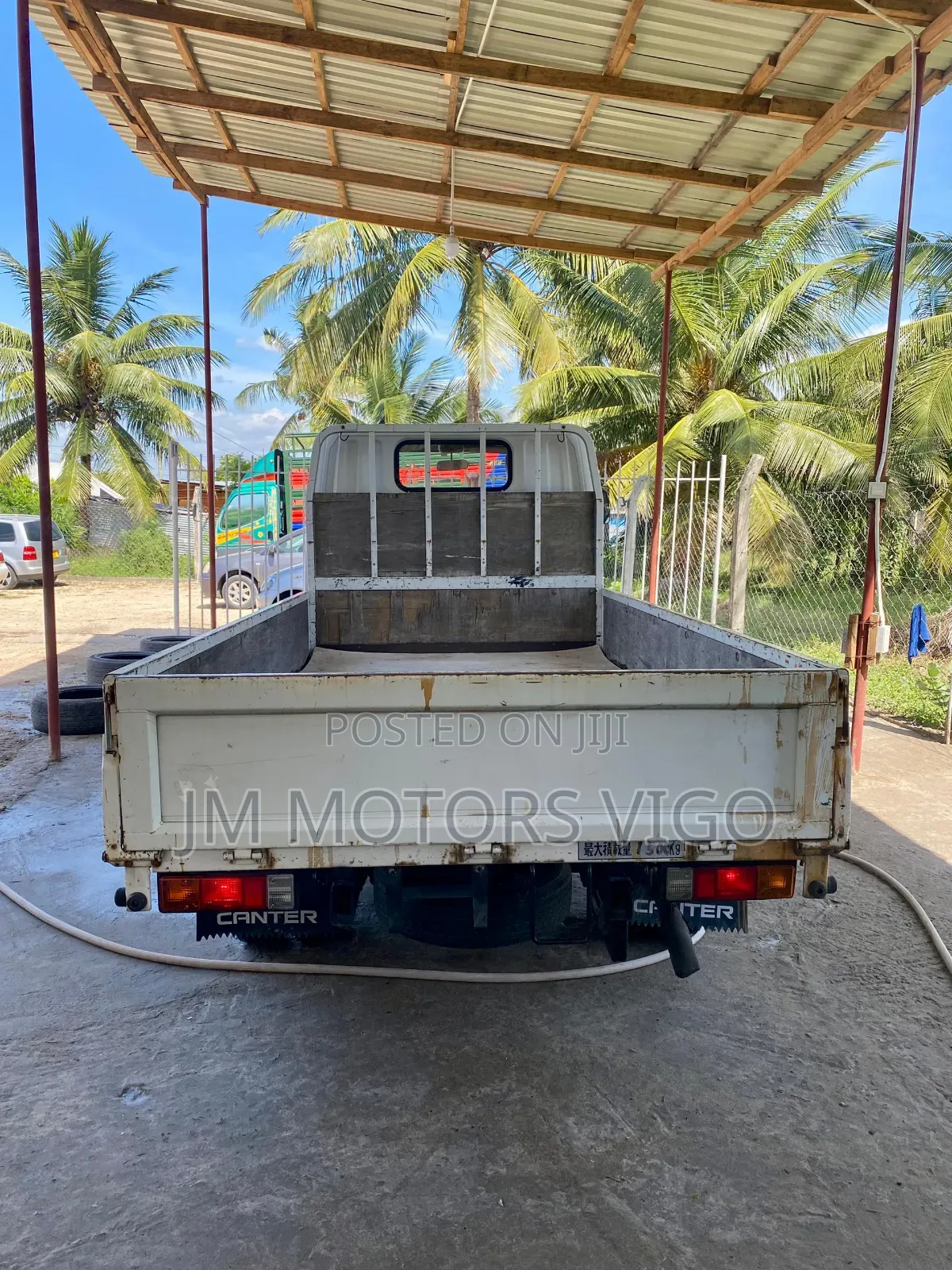 Mitsubishi Canter Guts