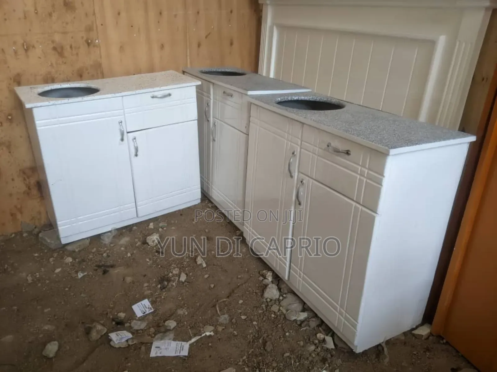 Kitchen Cabinet Classic