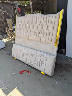 Bedsofa 5 Kwa 6 Rangi Ya Gray