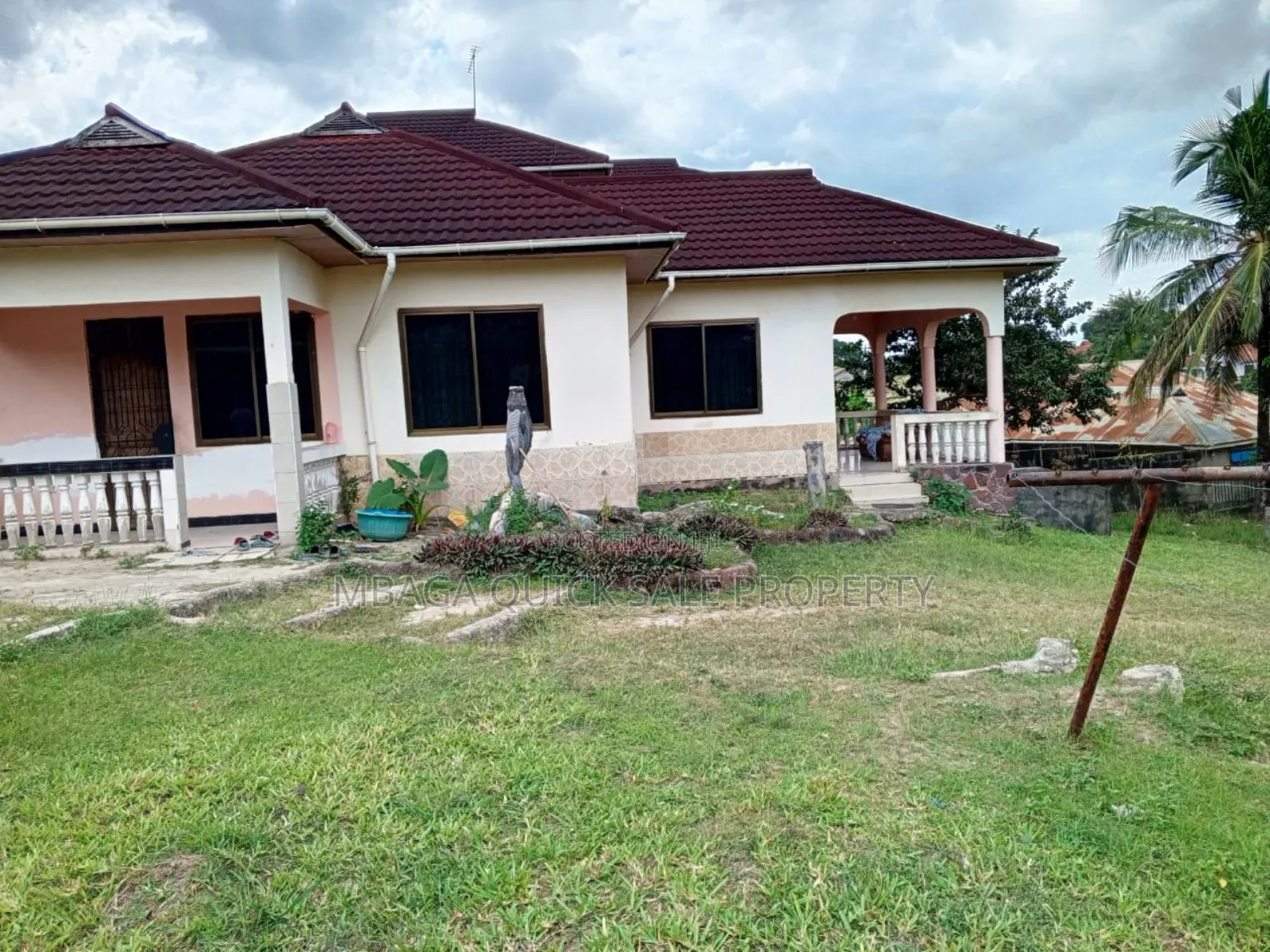 5bdrm House in Kimara Mwisho for sale