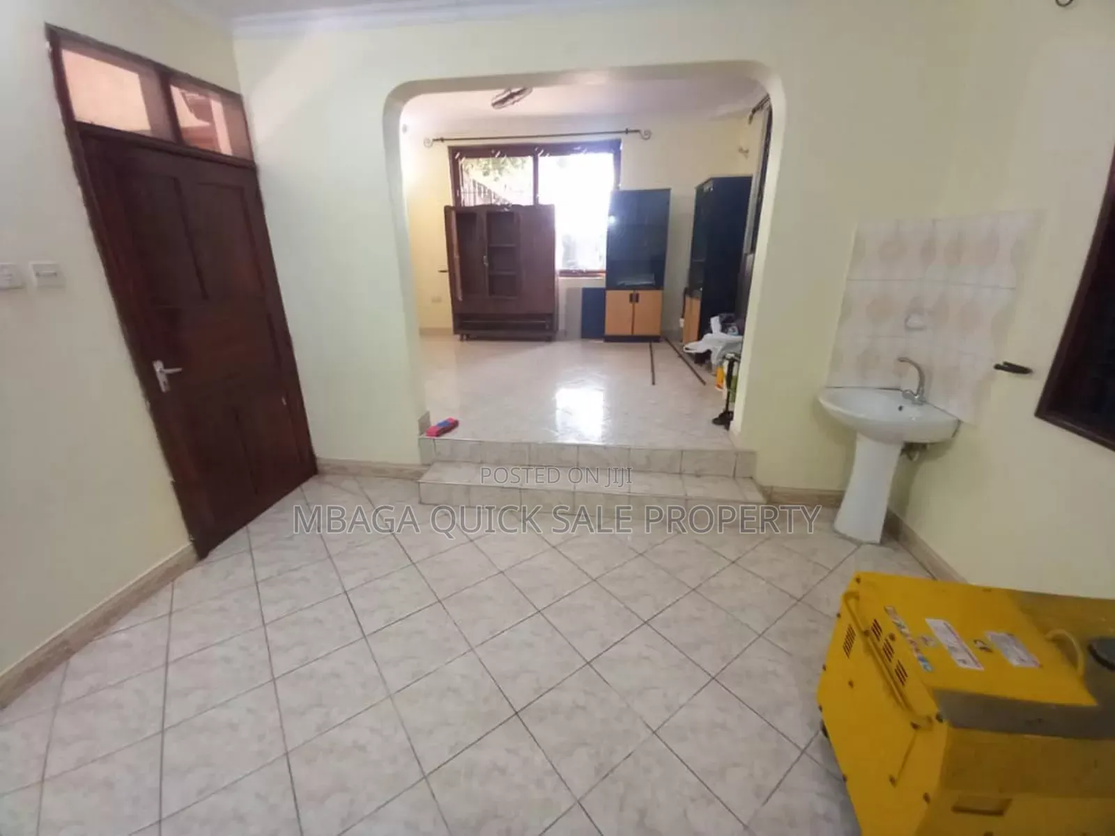 3bdrm Apartment in Msasani Ccbrt for rent