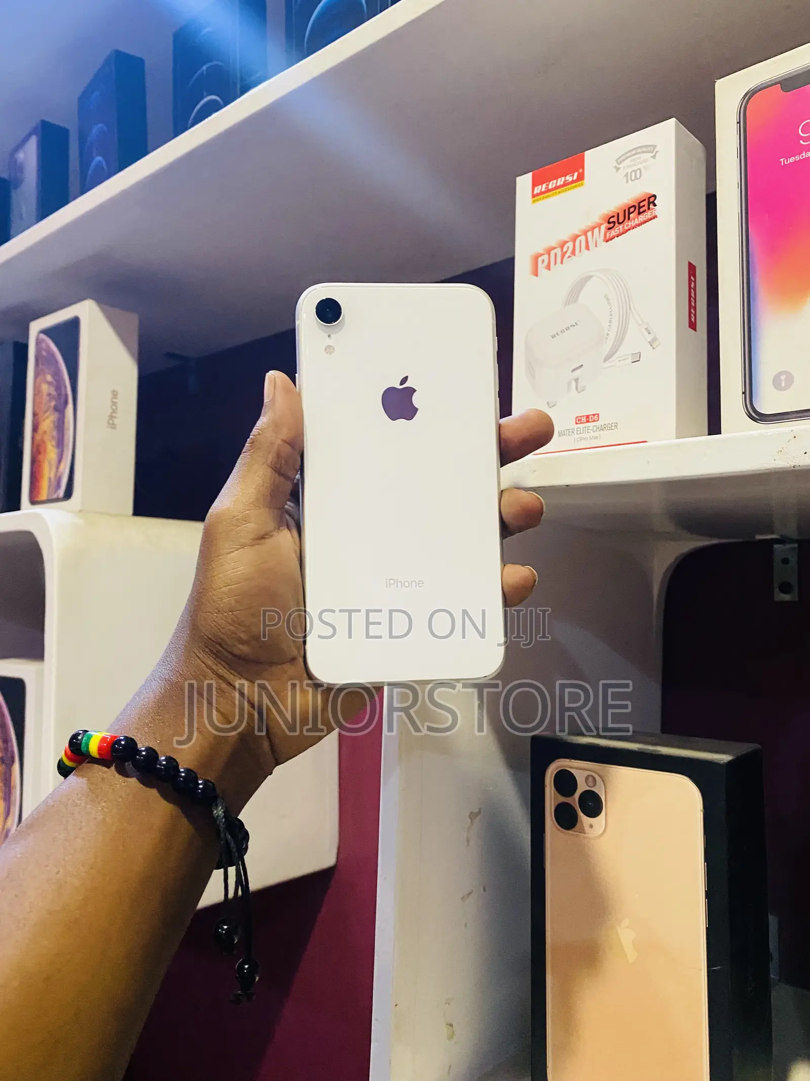 Apple iPhone XR 64 GB White