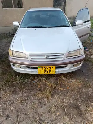 Toyota Premio 2001 Silver