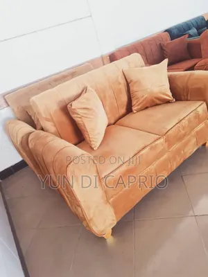 Sofa Kali Sana Mpya