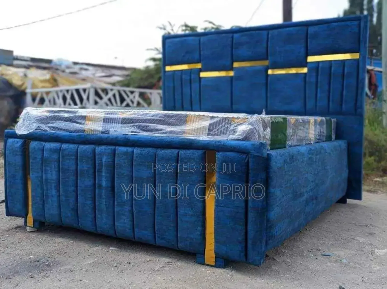 Bedsofa Classic Mpya