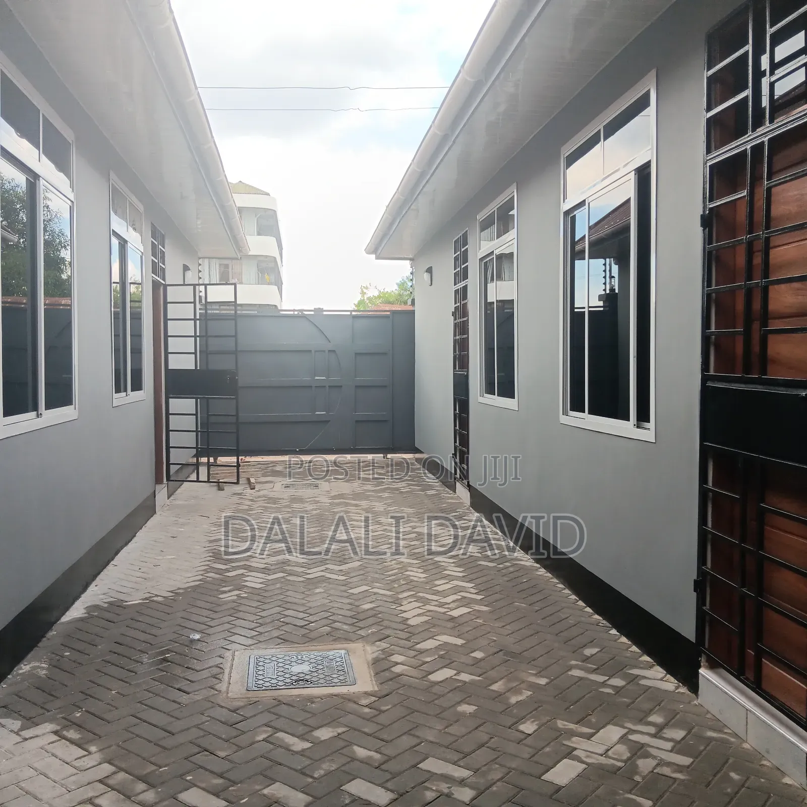 1bdrm Shared Apartment in David Super Agent, Kijitonyama for rent