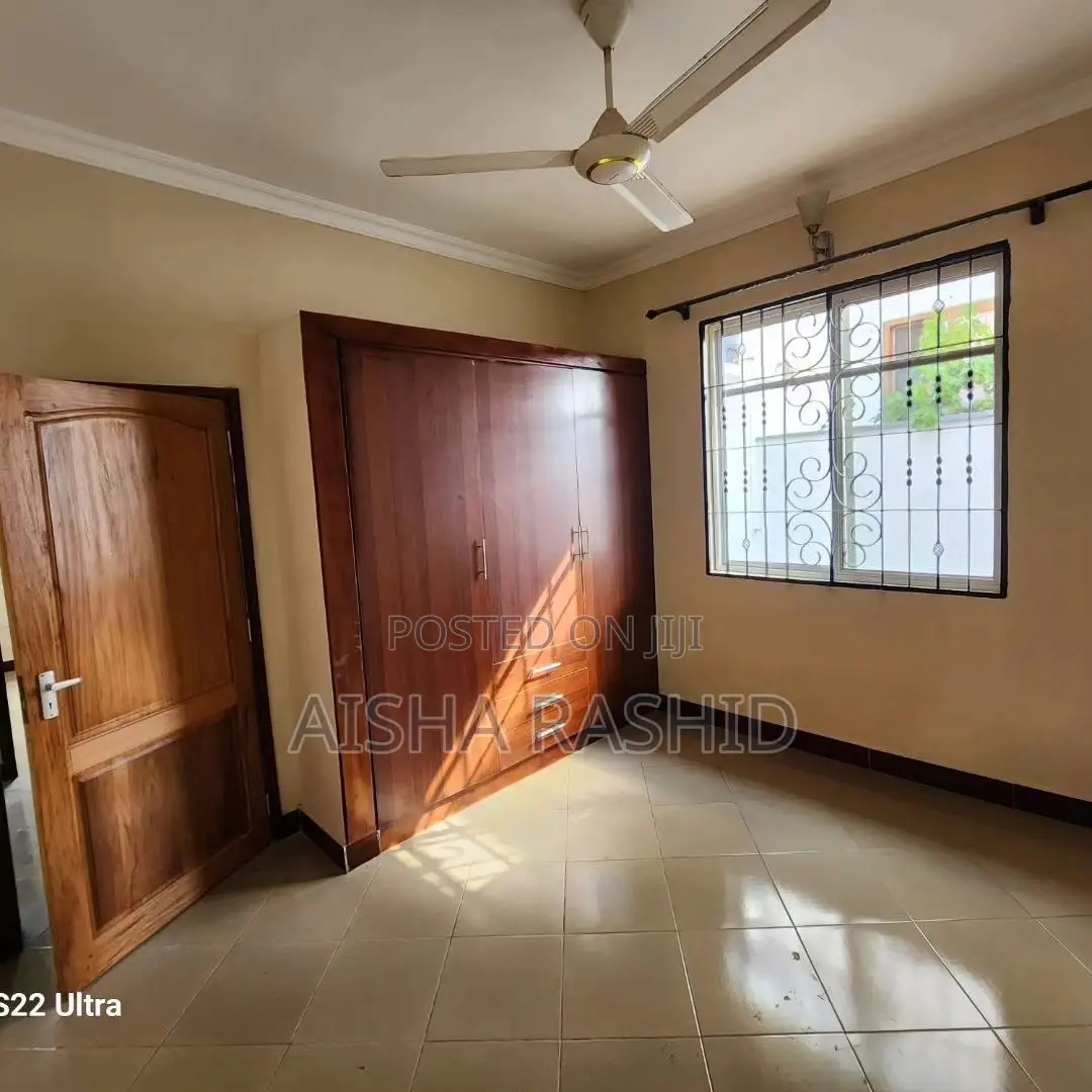 4bdrm House in Goba for sale