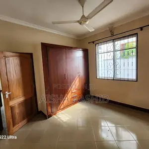 4bdrm House in Goba for sale