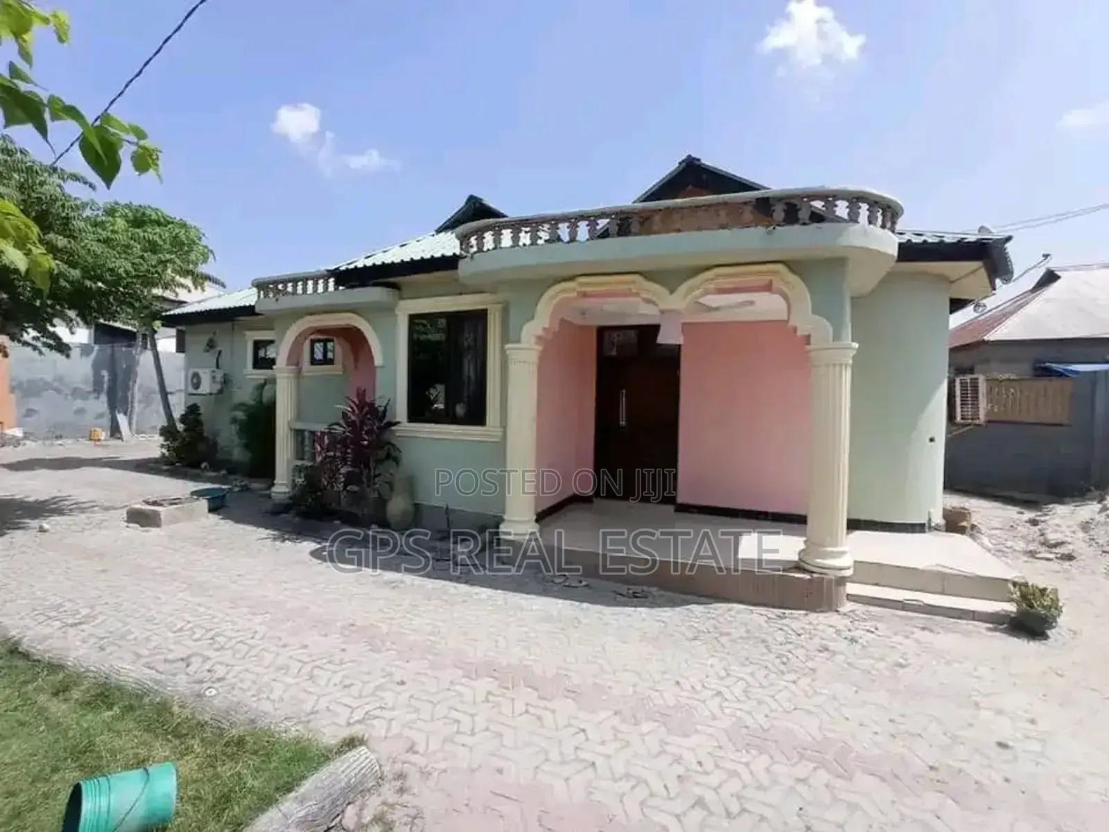 4bdrm House in Kitunda Machimbo, Kinondoni for sale