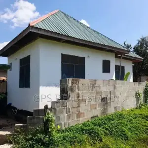 3bdrm House in Tabatasegera, Kinondoni for sale