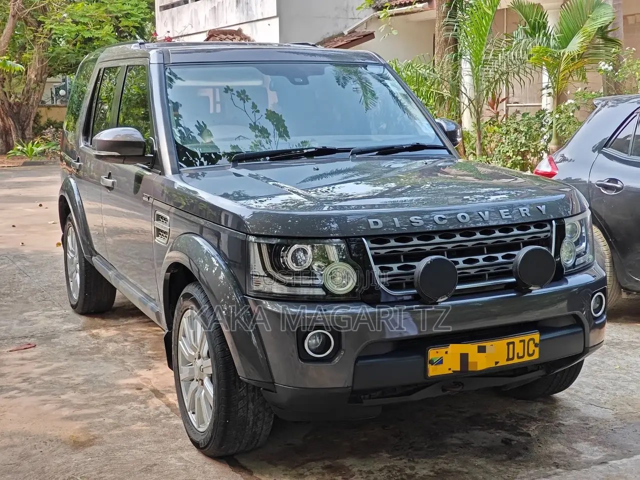 Land Rover Discovery 2016 Gray