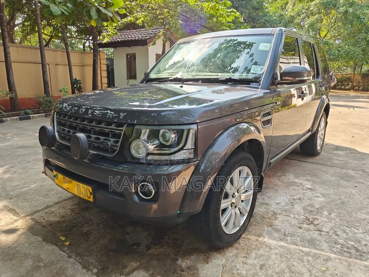 Land Rover Discovery 2016 Gray