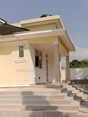 5bdrm House in Goba for rent
