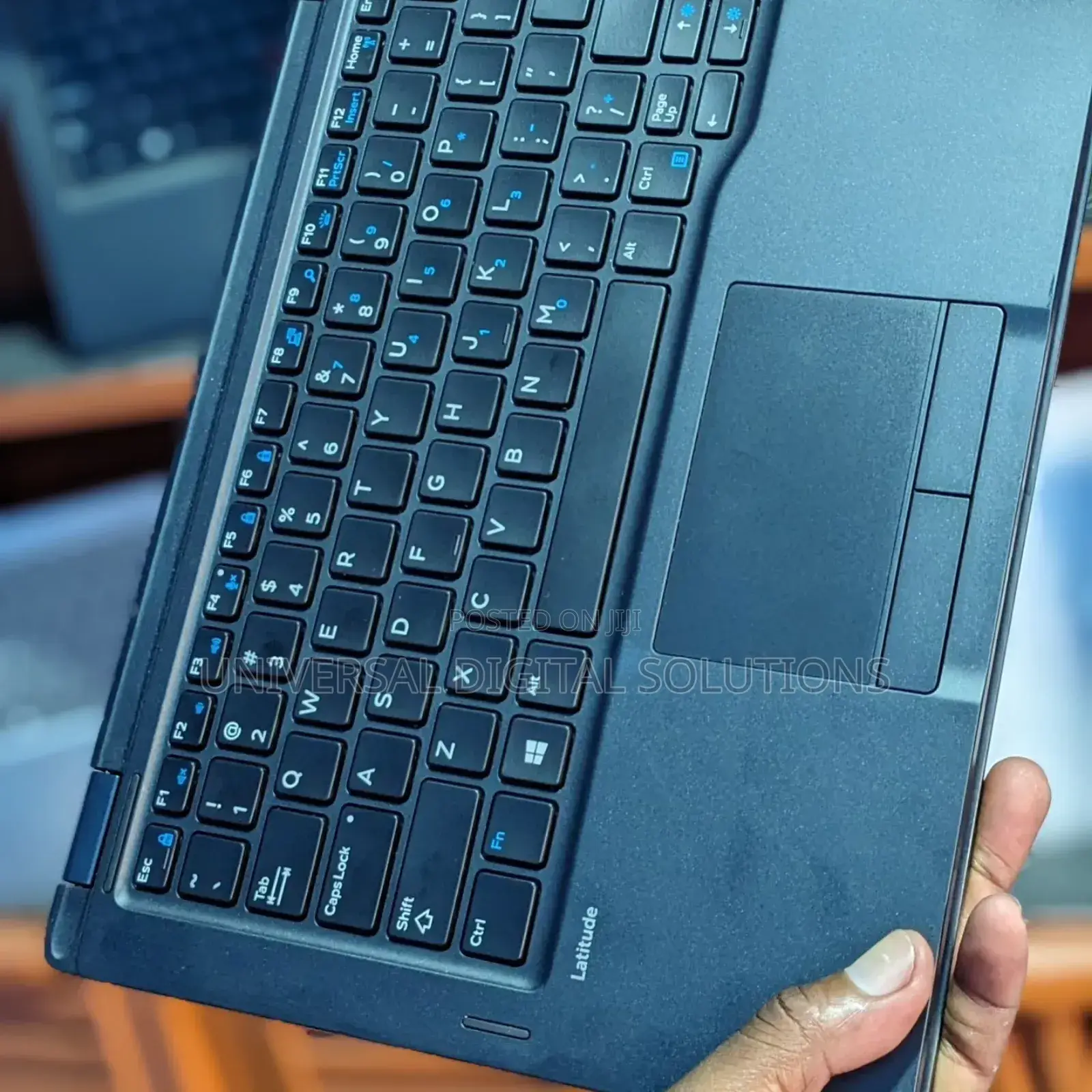 New Laptop Dell Latitude 7389 8GB Intel Core i5 SSD 256GB