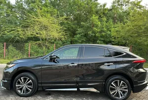 Toyota Harrier 2022 Black