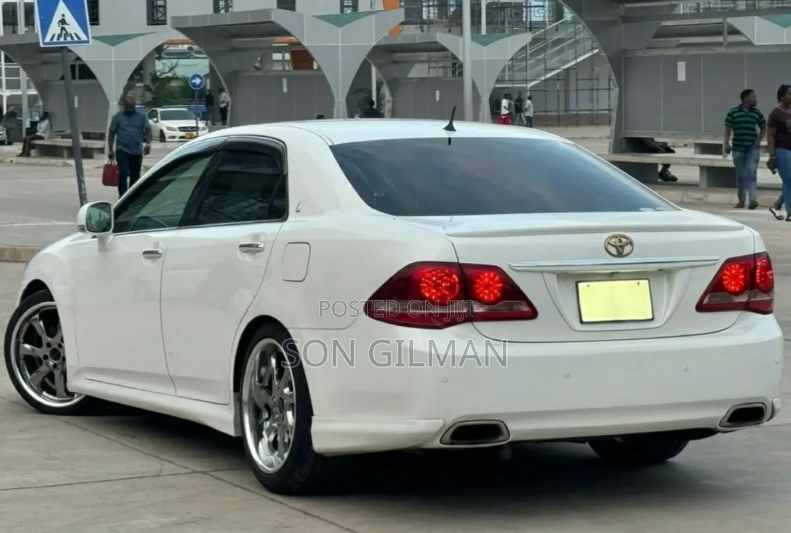 Toyota Crown 2009 Pearl