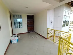 8bdrm Apartment in Kimara for rent