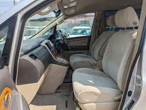 Toyota Alphard 2005 Silver