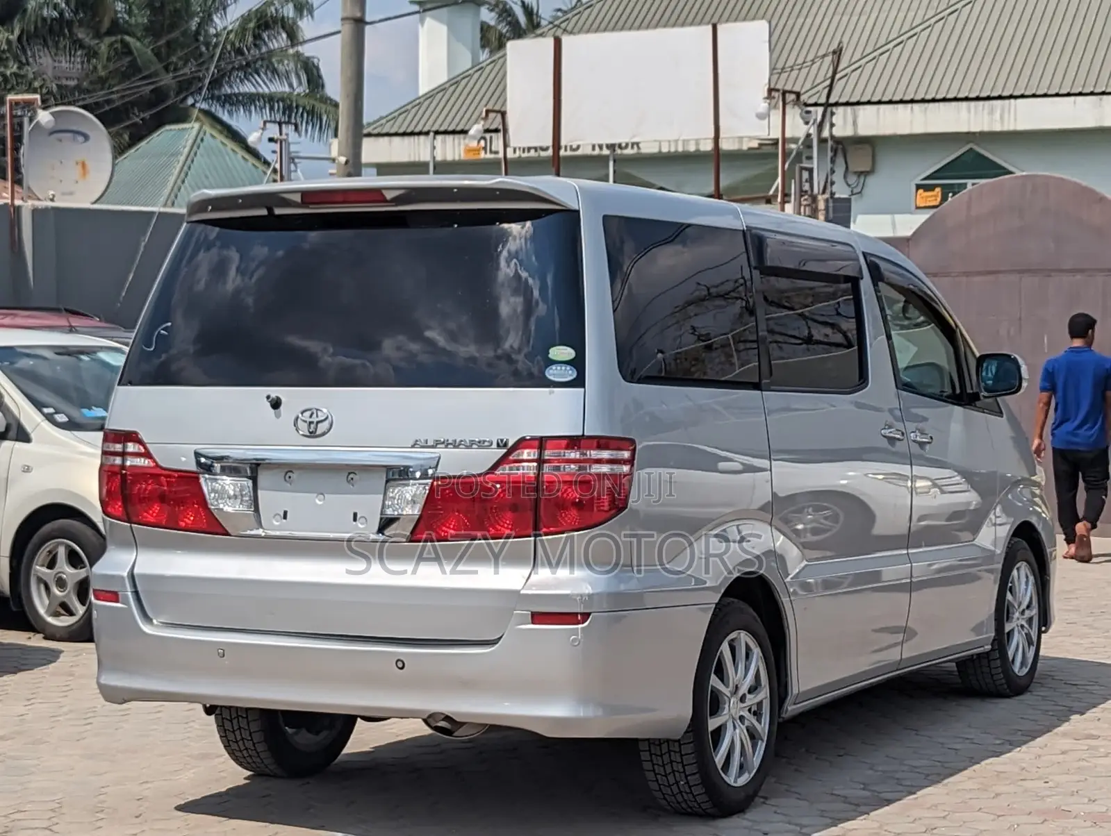 Toyota Alphard 2005 Silver