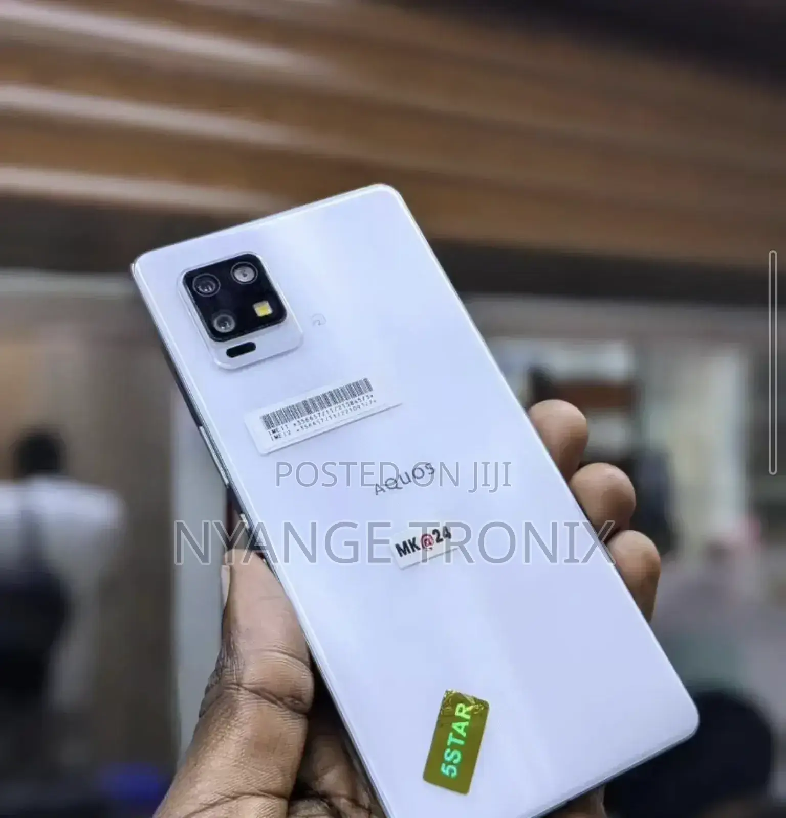 Sharp Aquos zero6 128 GB White