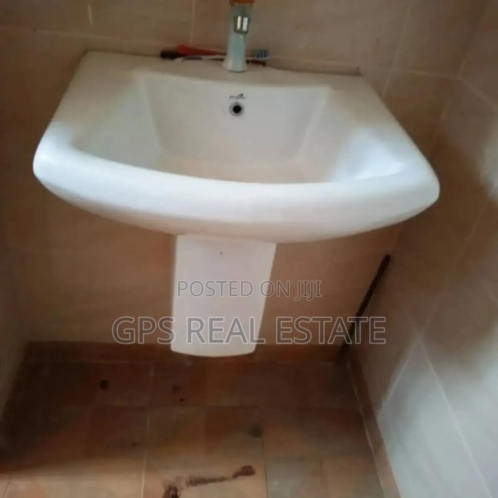 3bdrm House in Goba Mpakani, Kinondoni for sale