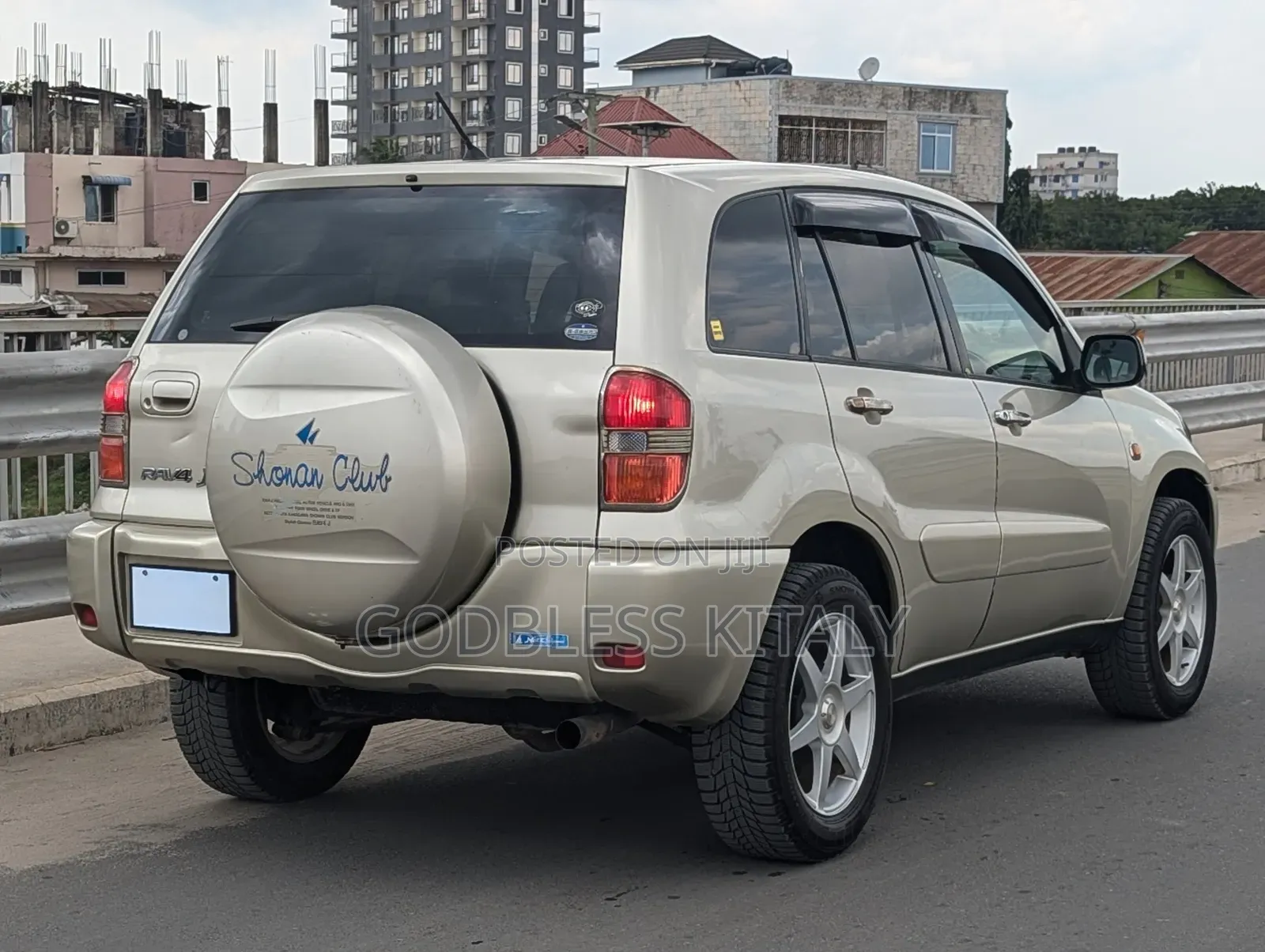 Toyota RAV4 Automatic 2003 Gold