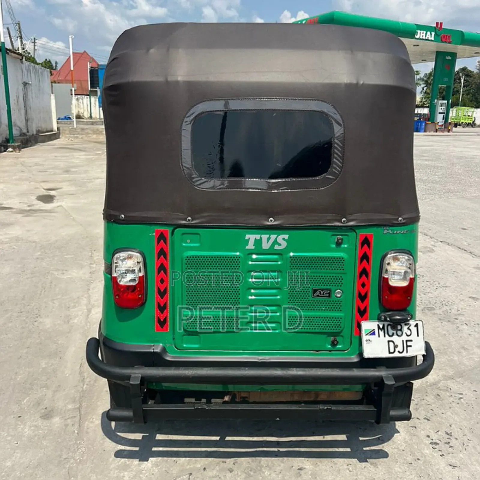 TVS King Cargo 2023 Gray