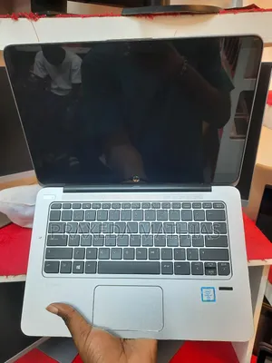 Laptop HP EliteBook 1030 8GB Intel Core I7 SSD 256GB