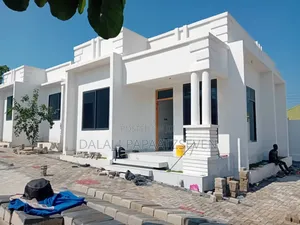 2bdrm Apartment in Dalalipapaatzseven, Bunju for rent