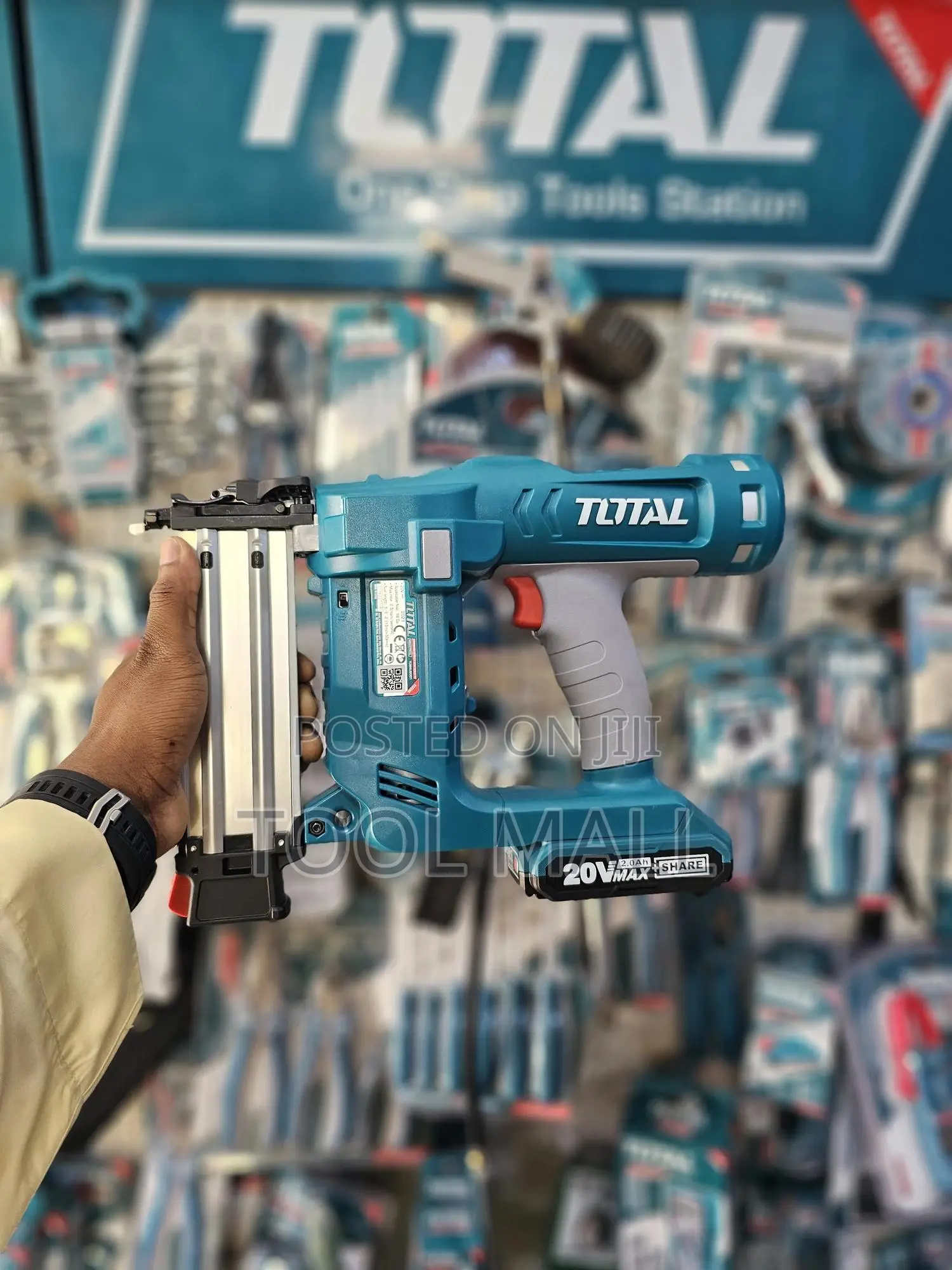 Total Nailer Gun, Set Cordless Lithium Ion Tcbnli2001