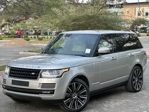 Land Rover Discovery 2015 Gold