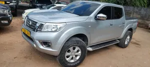 Nissan Navara 2020 Silver